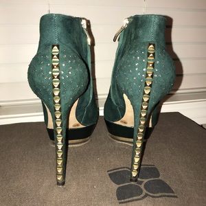Vince Camuto, Green Suede Booties